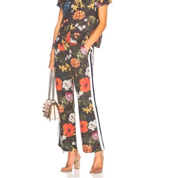 MOTHER Pants - MOTHER | Women’s The Quickie Greaser Ankle Pants Floral Print Size Medium
